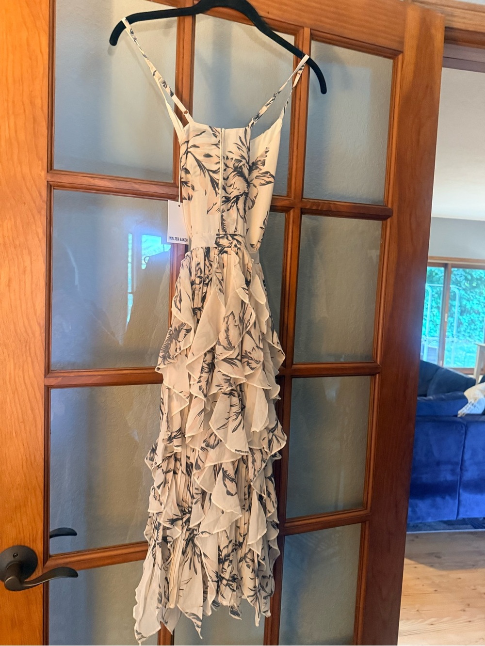 Walter Baker White Midi Dress with Black Floral Print - Picture 7 of 10